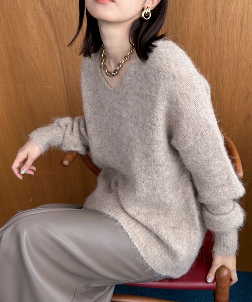 Doux archives（ドゥアルシーヴ）の「アルパカウールＶネックニット（ニット/セーター・レディース・ピンク/ベージュ/グレー/アイボリー・38）」の18枚目の写真