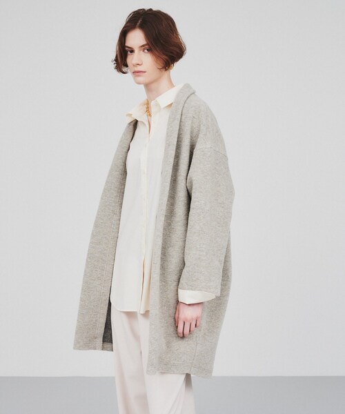 cloenc(クロエンス)の「◆ラメスライバー ニットガウンコート(ノーカラーコート・レディース・チャコールグレー/ナチュラル・02)」の8枚目の写真