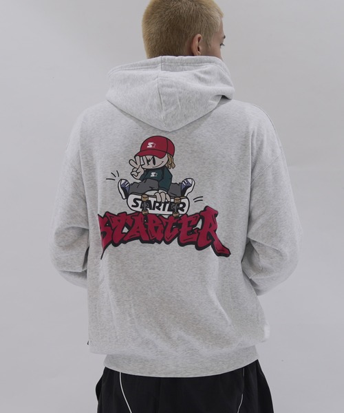 STARTER BLACK LABEL（スターターブラックレーベル）の「STARTER BLACK LABEL オーバーサイズバックプリントスターボーイ 裏起毛プルパーカー（パーカー・メンズ・チャコール/ブラック/ホワイト系・M/L/XL）」の2枚目の写真