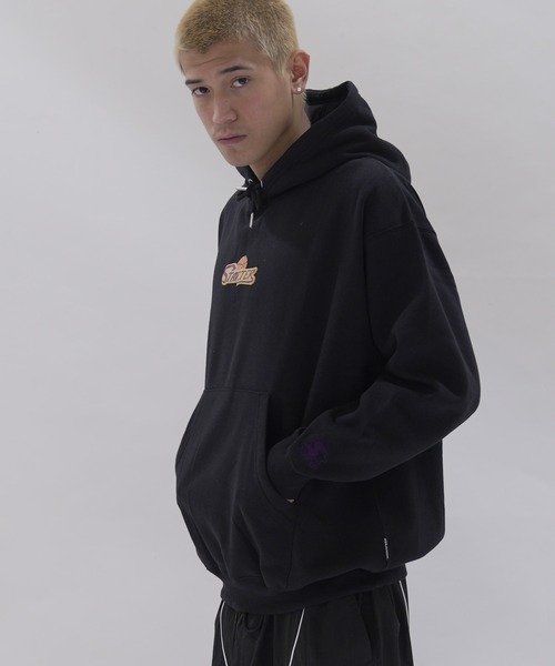 STARTER BLACK LABEL（スターターブラックレーベル）の「STARTER BLACK LABEL オーバーサイズバックプリントスターボーイ 裏起毛プルパーカー（パーカー・メンズ・チャコール/ブラック/ホワイト系・M/L/XL）」の9枚目の写真