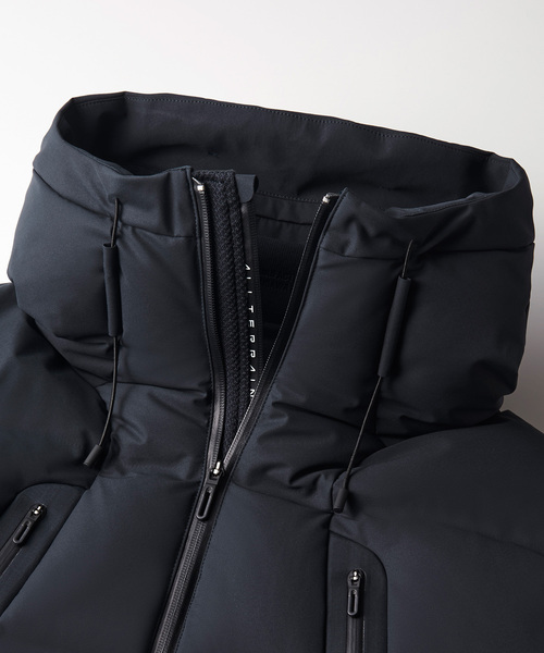 DESCENTE（デサント）の「【DESCENTE ALLTERRAIN】 水沢ダウンOVERSIZED JACKET MOUNTAINEER DAMYGK32U（ダウンジャケット/コート・レディース・ブラック・SMALL/MEDIUM）」の14枚目の写真