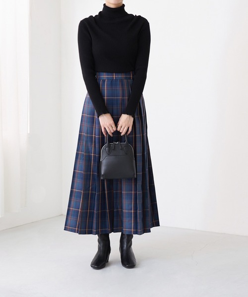 menue(メヌエ)の「ウェッジヒール ショートブーツ(ブーツ・レディース・アイボリー/ブラック・SS/S/M/L/LL/3L)」の10枚目の写真