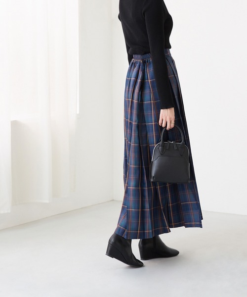 menue(メヌエ)の「ウェッジヒール ショートブーツ(ブーツ・レディース・アイボリー/ブラック・SS/S/M/L/LL/3L)」の11枚目の写真