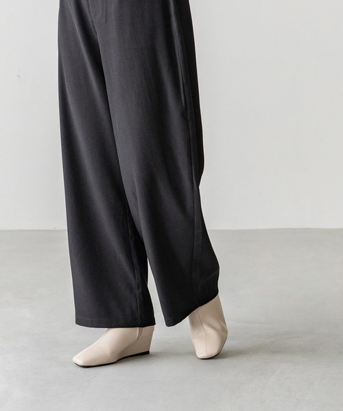 menue(メヌエ)の「ウェッジヒール ショートブーツ(ブーツ・レディース・アイボリー/ブラック・SS/S/M/L/LL/3L)」の22枚目の写真
