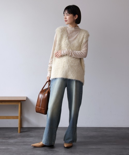 Bou Jeloud(ブージュルード)の「ソウバリシャギーニットベスト(ベスト・レディース・オフホワイト/グレー/ブラック/グレイッシュベージュ・FREE)」の6枚目の写真