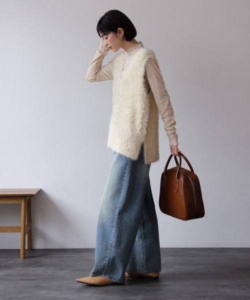 Bou Jeloud(ブージュルード)の「ソウバリシャギーニットベスト(ベスト・レディース・オフホワイト/グレー/ブラック/グレイッシュベージュ・FREE)」の9枚目の写真