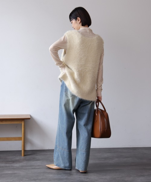 Bou Jeloud(ブージュルード)の「ソウバリシャギーニットベスト(ベスト・レディース・オフホワイト/グレー/ブラック/グレイッシュベージュ・FREE)」の12枚目の写真