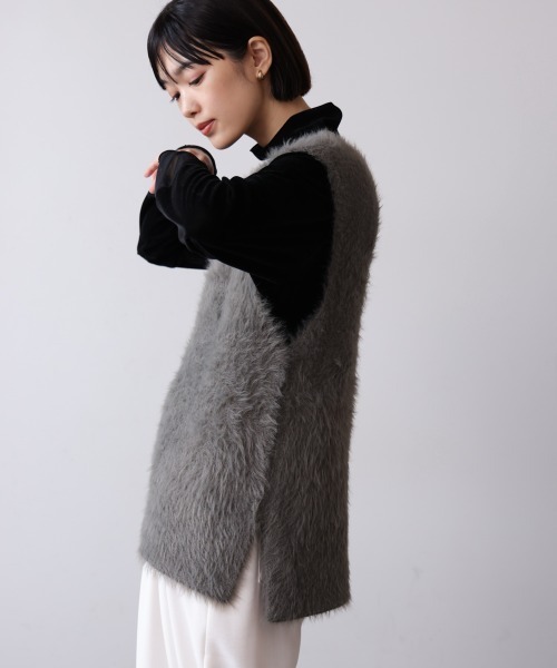 Bou Jeloud(ブージュルード)の「ソウバリシャギーニットベスト(ベスト・レディース・オフホワイト/グレー/ブラック/グレイッシュベージュ・FREE)」の16枚目の写真