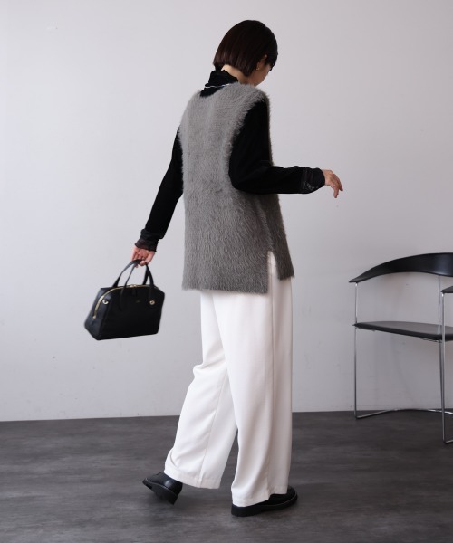 Bou Jeloud(ブージュルード)の「ソウバリシャギーニットベスト(ベスト・レディース・オフホワイト/グレー/ブラック/グレイッシュベージュ・FREE)」の19枚目の写真