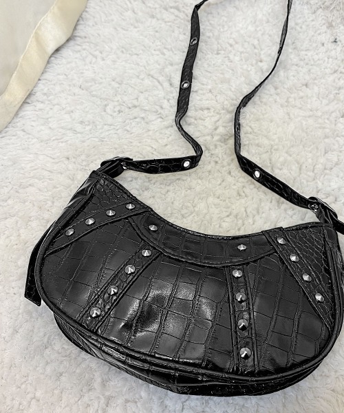【KHAKIPOINT】Stud Shoulder Bag ショルダーバッグ seyto（セイト）の「Studs big shoulder bag / スタッズビック