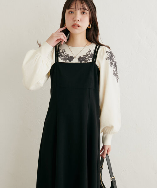 natural couture（ナチュラルクチュール）の「お花モチーフコード刺繍ニット（ニット/セーター・レディース・ライトグレー/チャコールグレー/グレイッシュベージュ/オフホワイト・FREE）」の7枚目の写真