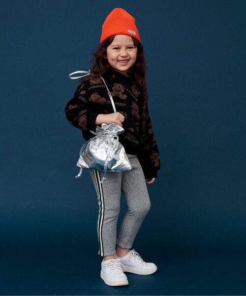 BREEZE（ブリーズ）の「シルバー巾着ポシェット（ショルダーバッグ・キッズ・シルバー・FREE）」の2枚目の写真