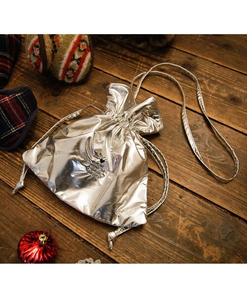 BREEZE（ブリーズ）の「シルバー巾着ポシェット（ショルダーバッグ・キッズ・シルバー・FREE）」の3枚目の写真