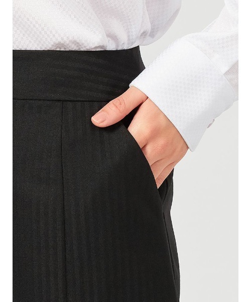 HARUYAMA（ハルヤマ）の「【ウォッシャブル】セミフレアスカート ストレッチ S＆M Knightsbridge ブラック シャドウストライプ 通年【レディース】（スーツスカート・レディース・ブラック・5号/7号/9号/11号/13号/15号/19号/17号）」の7枚目の写真