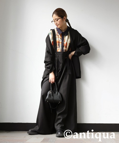 antiqua(アンティカ)の「タックサロペット(サロペット/オーバーオール・レディース・グレー/ブラック・ONESIZE)」の4枚目の写真