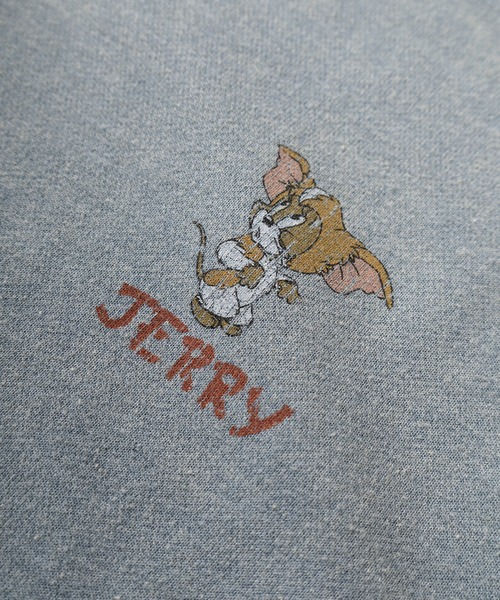 Tom&Jerry(トムアンドジェリー)の「【TOM&JERRY/トムとジェリー】デニム加工 コラボデザイン グレムリン/バットマン/スーパーマン ビッグシルエット クルーネックスウェット/ユニセックス(スウェット・レディース・グレー系1/グレー系3/グレー系2/ブルー系3/グレー系/ブルー系2/ブルー系1/ブルー系・L/M/XL)」の9枚目の写真