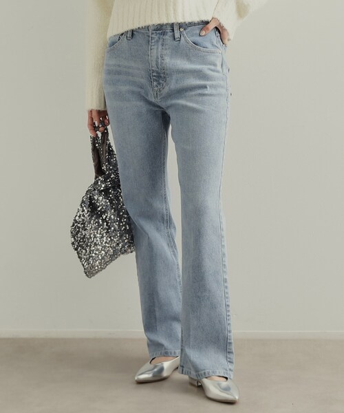 OPAQUE.CLIP(オペークドットクリップ)の「《SS-LLサイズ》ストレッチセミフレアデニム【洗濯機洗い可】(デニムパンツ・レディース・ブルー系その他/ネイビー/ライトブルー・36/38/40/34/42)」の5枚目の写真