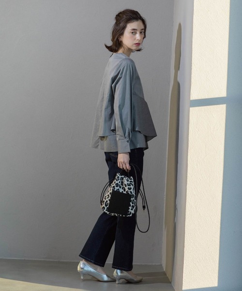 OPAQUE.CLIP(オペークドットクリップ)の「《SS-LLサイズ》ストレッチセミフレアデニム【洗濯機洗い可】(デニムパンツ・レディース・ブルー系その他/ネイビー/ライトブルー・36/38/40/34/42)」の22枚目の写真