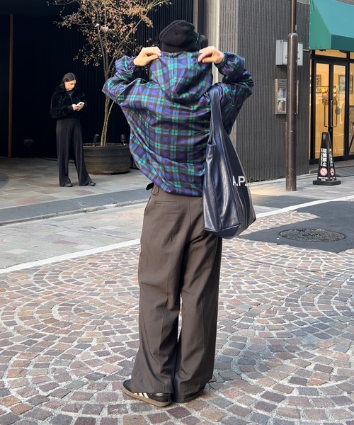 UNDERSTATEMENTs(アンダーステイトメント)の「【ユニセックス】チェック柄マウンテンパーカー/ジップパーカー(ナイロンジャケット・メンズ・ネイビー・LARGE/MEDIUM)」の17枚目の写真