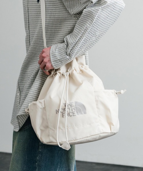 THE NORTH FACE(ザノースフェイス)の「日本未展開モデル THE NORTH FACE ザ・ノースフェイス WHITE LABEL ホワイトレーベル BONNEY MULTI PACK 4WAYショルダーバッグ 韓国限定(ショルダーバッグ・メンズ・シルバーグレー/クリーム/ブラック・FREE)」の1枚目の写真