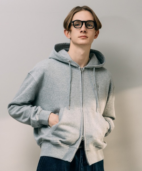 LURAKU（ルラク）の「【LURAKU】One Point double zip-up hoodie /ワンポイントダブルジップフーディー（パーカー・メンズ・レッド/グレー/ブラック/ネイビー・M/L）」の17枚目の写真