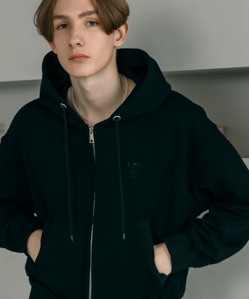 LURAKU（ルラク）の「【LURAKU】One Point double zip-up hoodie /ワンポイントダブルジップフーディー（パーカー・メンズ・レッド/グレー/ブラック/ネイビー・M/L）」の14枚目の写真