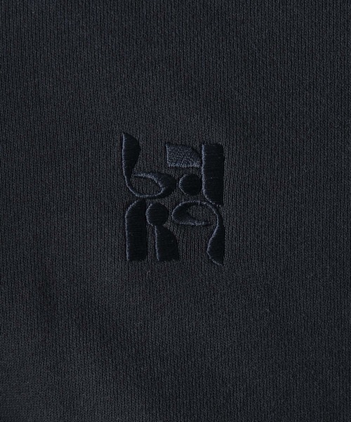 LURAKU（ルラク）の「【LURAKU】One Point double zip-up hoodie /ワンポイントダブルジップフーディー（パーカー・メンズ・レッド/グレー/ブラック/ネイビー・M/L）」の11枚目の写真