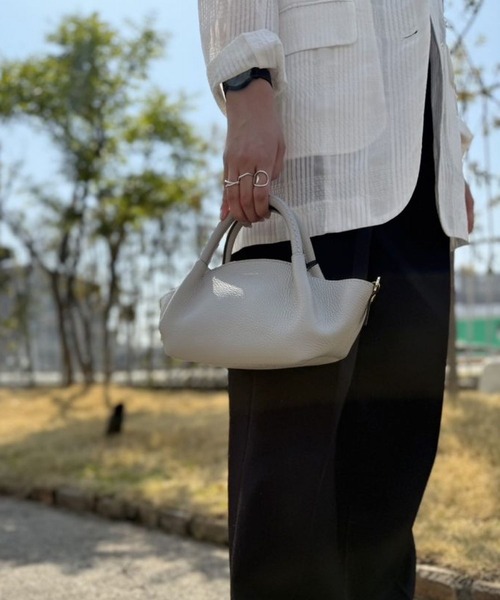 Scrap Book（スクラップブック）の「【LORISTELLA】ラウンドトートバッグS（トートバッグ・レディース・ベージュ/ホワイト/ブラック/グレー・FREE）」の11枚目の写真