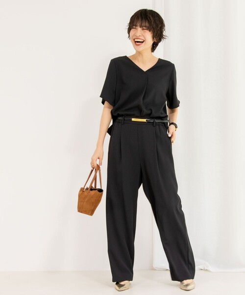 NOLLEY’S Sophi（ノーリーズソフィ）の「《セットアップ対応》ツイルVタックブラウス（シャツ/ブラウス・レディース・ブラック/チャコールグレー/ホワイト・36/38）」の6枚目の写真