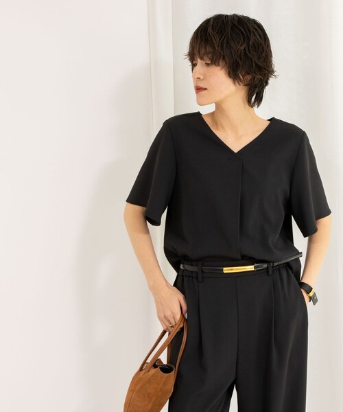 NOLLEY’S Sophi（ノーリーズソフィ）の「《セットアップ対応》ツイルVタックブラウス（シャツ/ブラウス・レディース・ブラック/チャコールグレー/ホワイト・36/38）」の7枚目の写真
