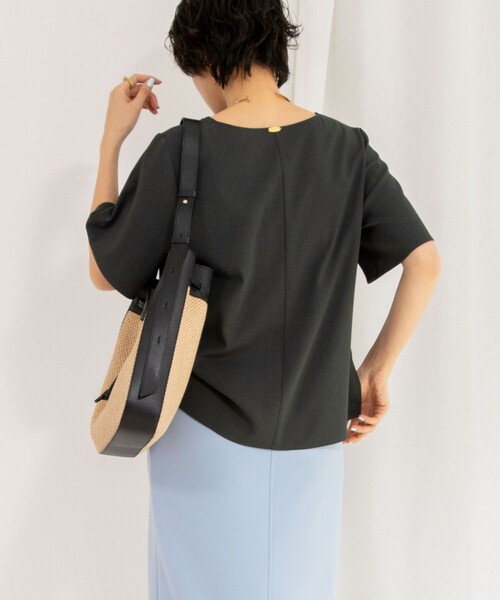 NOLLEY’S Sophi（ノーリーズソフィ）の「《セットアップ対応》ツイルVタックブラウス（シャツ/ブラウス・レディース・ブラック/チャコールグレー/ホワイト・36/38）」の12枚目の写真