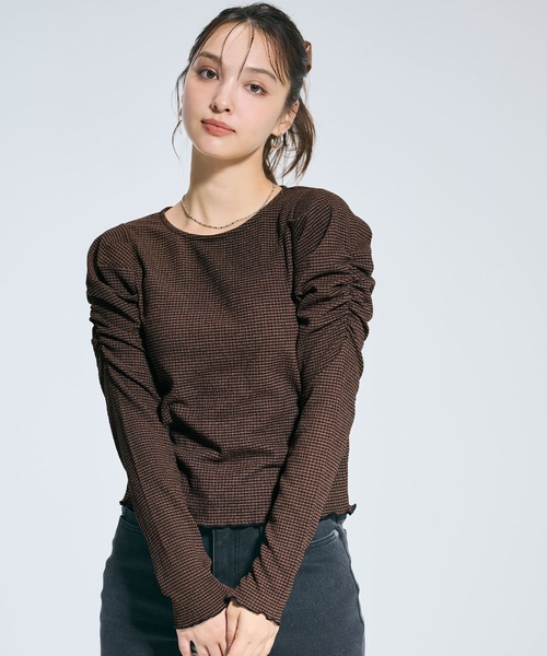 coca（coca）（コカ）の「クレープシャーリングパフスリーブトップス（Tシャツ/カットソー・レディース・アイボリー/ブラック/B/A/C/D/ドット/チャコール/グレイッシュベージュ・S/L/M）」の18枚目の写真