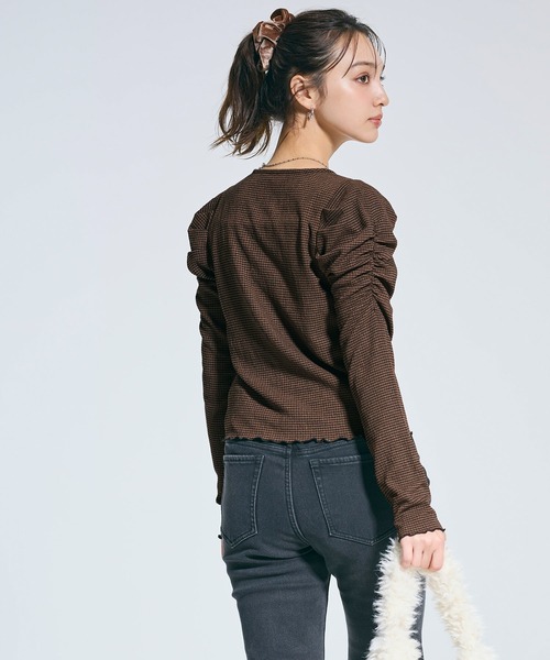 coca（coca）（コカ）の「クレープシャーリングパフスリーブトップス（Tシャツ/カットソー・レディース・アイボリー/ブラック/B/A/C/D/ドット/チャコール/グレイッシュベージュ・S/L/M）」の19枚目の写真