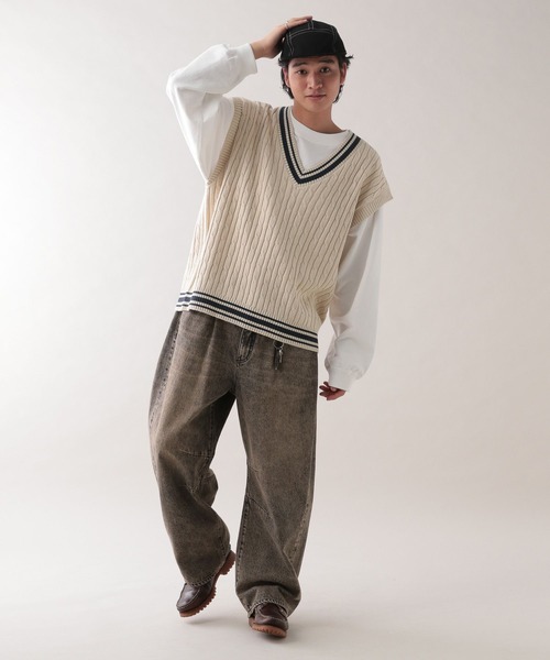 DONDUP ホワイト×レッド・ブルーのVネック ニットベスト WOMEN ニットベスト サックス