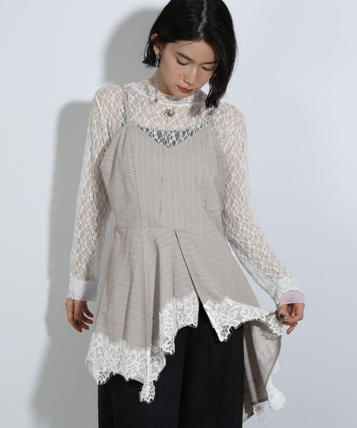 HARE（ハレ）の「レースドッキングキャミビスチェ(HARE)（キャミソール・レディース・グレイッシュベージュ/ブラック・FREE）」の9枚目の写真