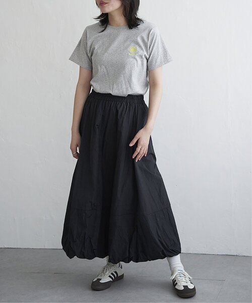 VENCEEXCHANGE(ヴァンスエクスチェンジ)の「天竺フラワー刺繍コンパクトTシャツ(Tシャツ/カットソー・レディース・オフホワイト/杢グレー/ブラック・FREE)」の13枚目の写真