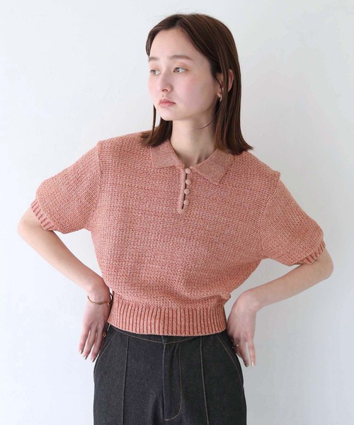 CLEIO(クレイオ)の「【CLEIO】地柄編み半袖ポロニット GROUND KNIT POLO KNIT/982-13603(Tシャツ/カットソー・レディース・アイボリー/テラコッタ/オリーブ・FREE)」の3枚目の写真