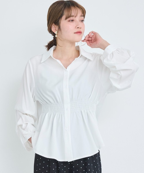 attiree(アティレー)の「シャーリングデザインシャツ(シャツ/ブラウス・レディース・ブルー/キャメル/ブラック/ホワイト・FREE)」の11枚目の写真