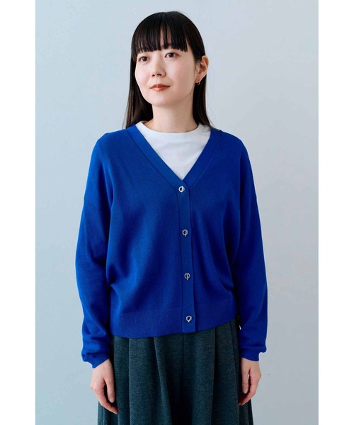 IEDIT(イディット)の「IEDIT UVカットがうれしい マンテルボタンでクラスアップがかなうカーディガン(カーディガン/ボレロ・レディース・ロイヤルブルー/ライトベージュ・M/L/LL/3L/4L/S)」の1枚目の写真