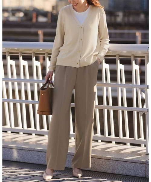 IEDIT(イディット)の「IEDIT UVカットがうれしい マンテルボタンでクラスアップがかなうカーディガン(カーディガン/ボレロ・レディース・ロイヤルブルー/ライトベージュ・M/L/LL/3L/4L/S)」の11枚目の写真