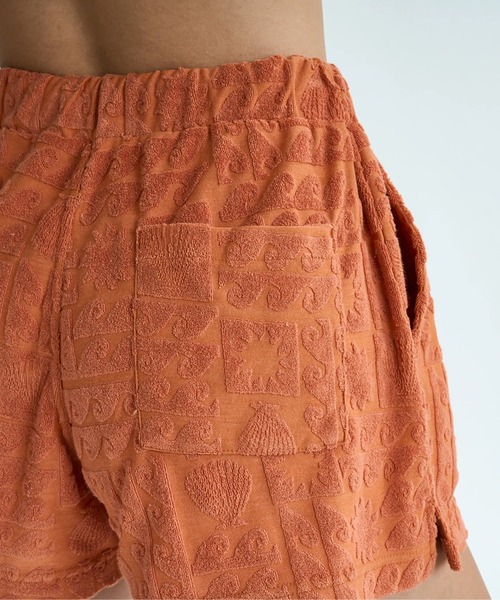 ROXY（ロキシー）の「SUNBATHING SHORTS /ロキシーセットアップ対応ウエストゴムパイルショートパンツ（その他パンツ・レディース・パープル/ネイビー/オレンジ・LARGE/MEDIUM/SMALL）」の14枚目の写真