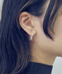 GOLDY（ゴールディ）の「【GOLDY】カーヴィー フープ ワンタッチ イヤリング 2240503（イヤリング）」