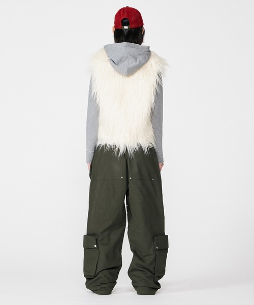BEEDEN（ビーデン）の「VOLUME FUR VEST（その他アウター・レディース・ベージュ/ホワイト・FREE）」の6枚目の写真