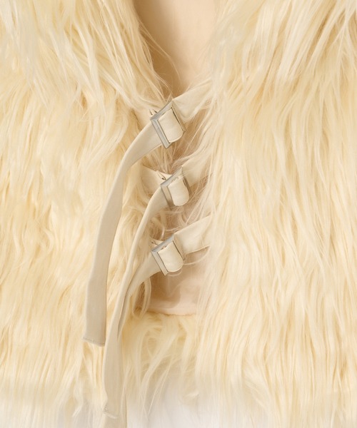 BEEDEN（ビーデン）の「VOLUME FUR VEST（その他アウター・レディース・ベージュ/ホワイト・FREE）」の8枚目の写真