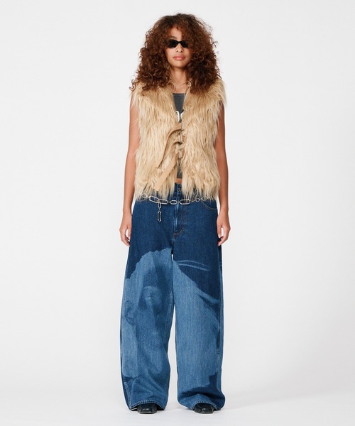 BEEDEN（ビーデン）の「VOLUME FUR VEST（その他アウター・レディース・ベージュ/ホワイト・FREE）」の11枚目の写真