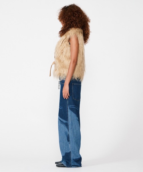 BEEDEN（ビーデン）の「VOLUME FUR VEST（その他アウター・レディース・ベージュ/ホワイト・FREE）」の13枚目の写真