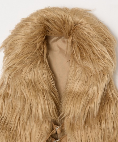 BEEDEN（ビーデン）の「VOLUME FUR VEST（その他アウター・レディース・ベージュ/ホワイト・FREE）」の18枚目の写真