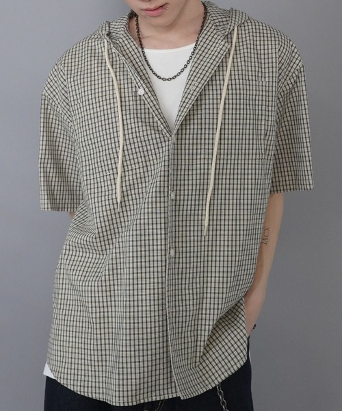 SPINNS(スピンズ)の「チェックシャツパーカー/半袖(シャツ/ブラウス・メンズ・ネイビー/グリーン/ホワイト/グレー/ブラック・ONESIZE)」の2枚目の写真