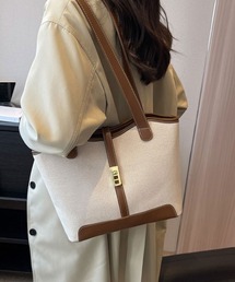 上品キャンバスショルダーバッグ