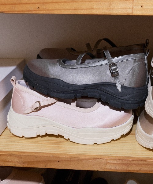 ROCKFISH WEATHERWEAR(ロックフィッシュウェザーウェア)の「FLATFORM Z-STRAP MARYJANE(スニーカー・レディース・ブラック/グレー/ベージュ/ピンク・24.5cm/24.0cm/23.5cm/23.0cm/25.0cm)」の21枚目の写真